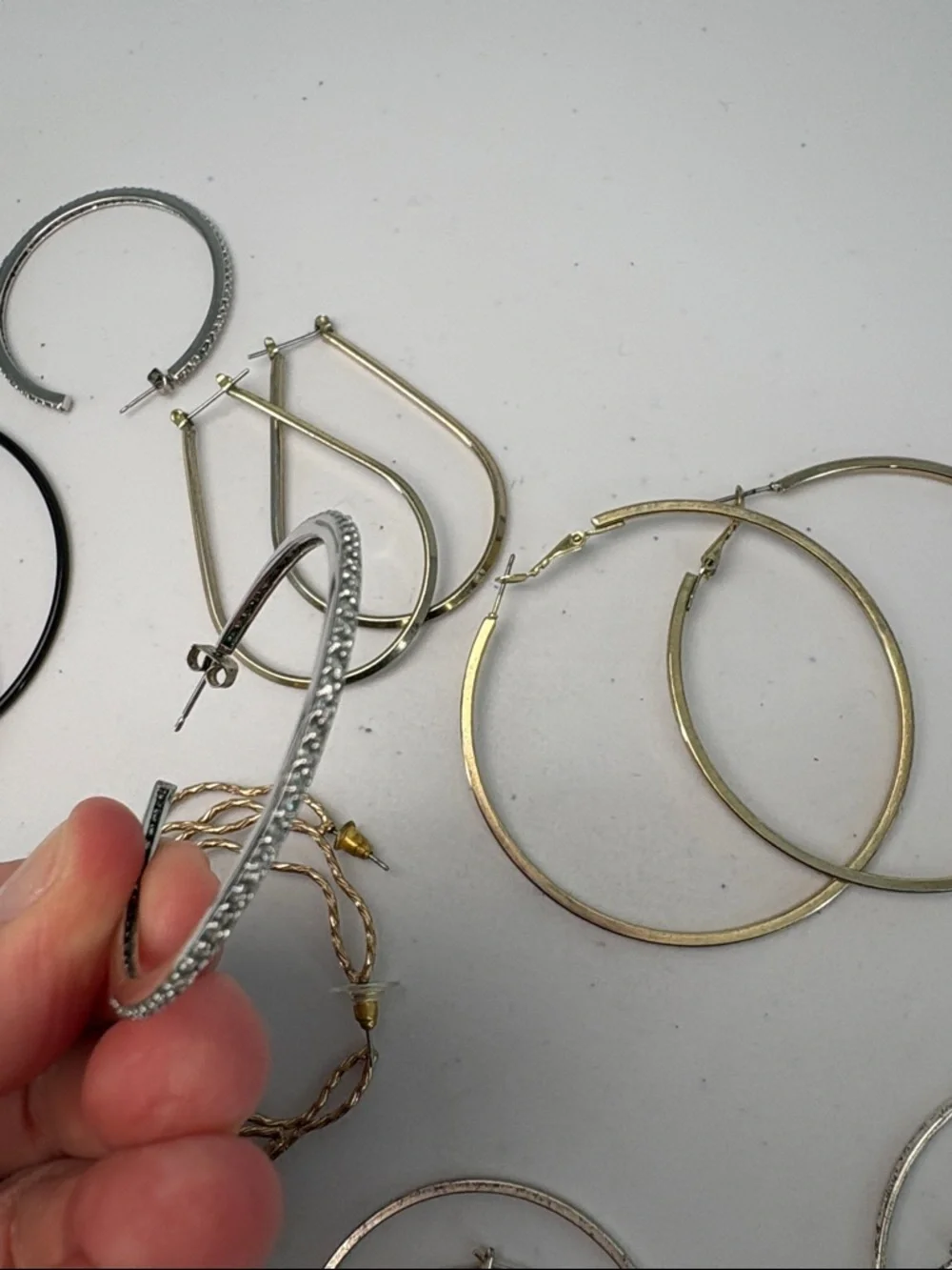 🐯 Mixed Metal Hoop Earring bundle - Gold & Silver Hoops